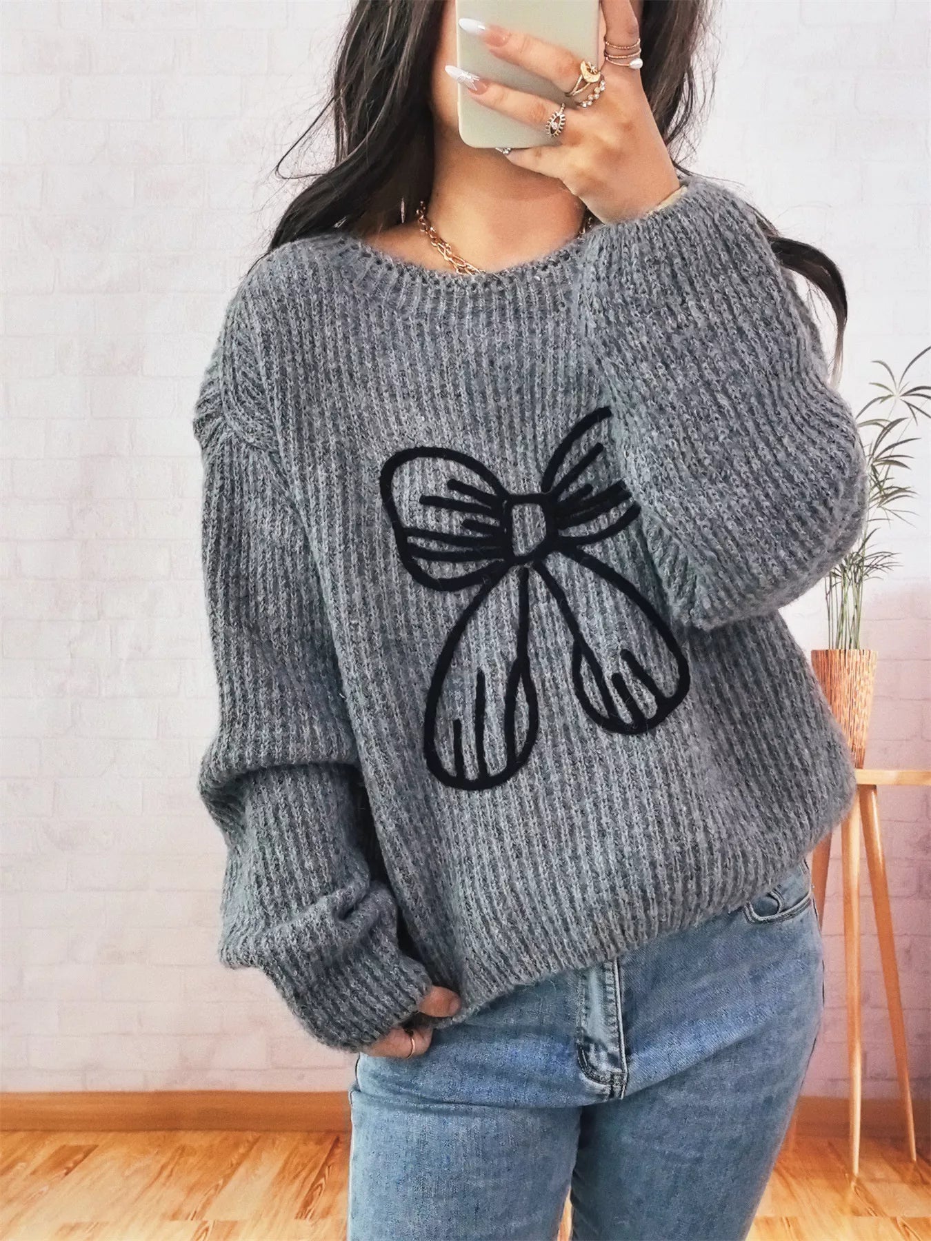 Bow Round Neck Sweater