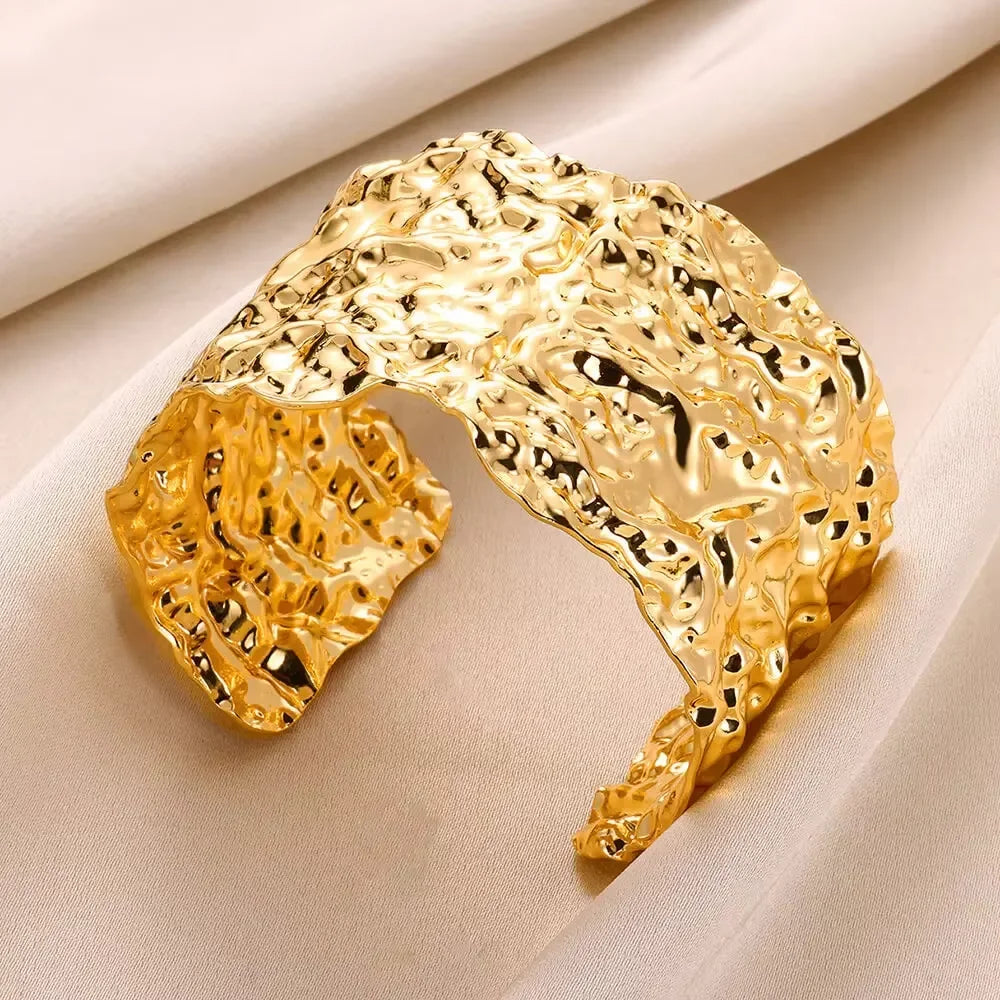 Geometric Embossed Bracelet