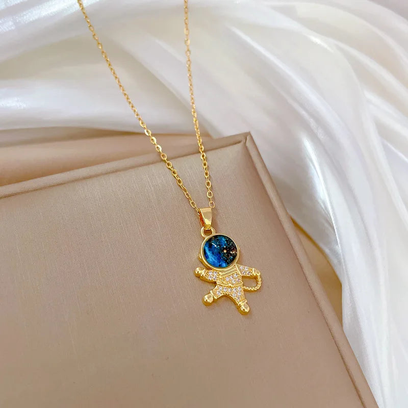 Light Luxury Titanium Steel Star